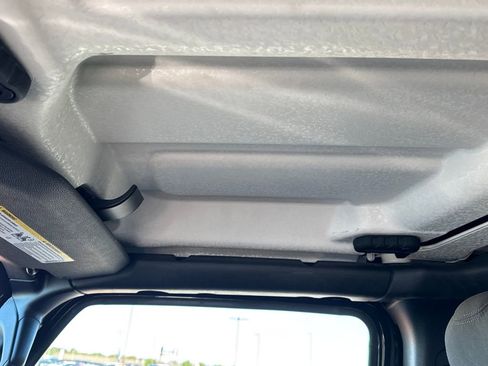 Used 2021 Jeep Wrangler Unlimited Sport image 17