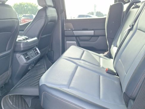 Used 2025 Ford F150 Lightning Lariat image 15