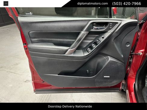 Used 2018 Subaru Forester 2.5i Touring w/ Popular Package #2 image 31