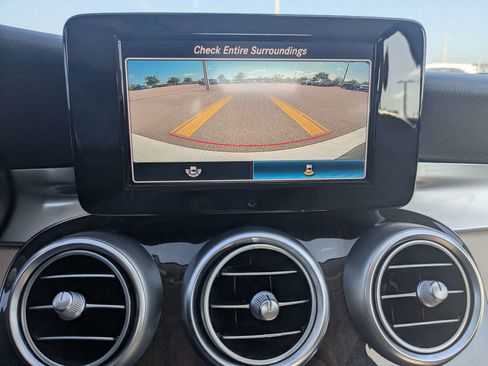 Used 2019 Mercedes-Benz C 300 Sedan image 24