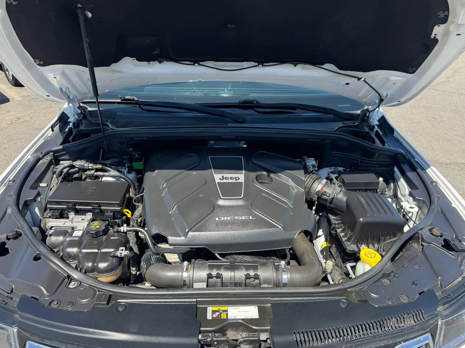 Used 2018 Jeep Grand Cherokee Limited AWD/4WD image 16