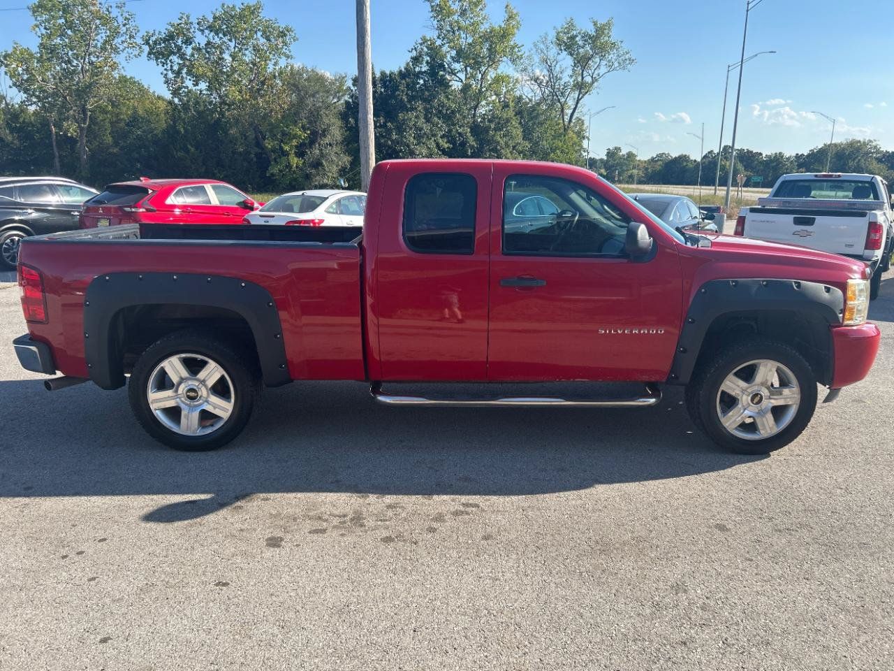 Used 2010 Chevrolet Silverado 1500 LT w/ Power Pack Plus AWD/4WD image 4
