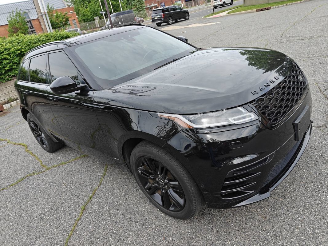 Used 2018 Land Rover Range Rover Velar R-Dynamic SE AWD/4WD image 39