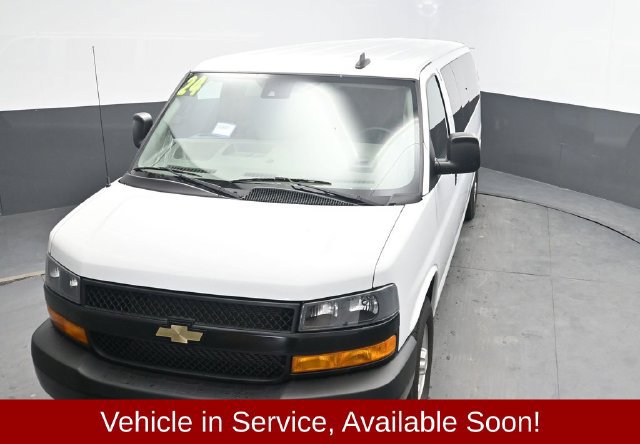 Used 2024 Chevrolet Express 3500 LS RWD image 24
