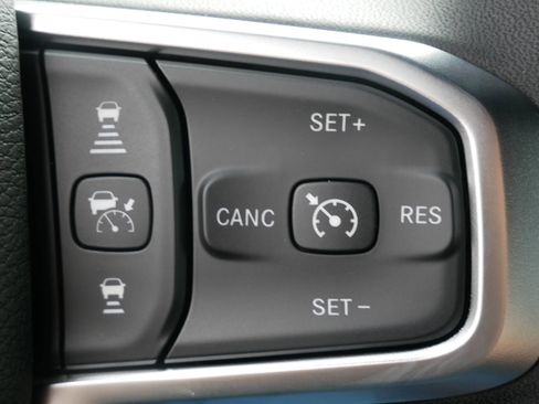 New 2026 RAM 1500 Big Horn AWD/4WD image 16