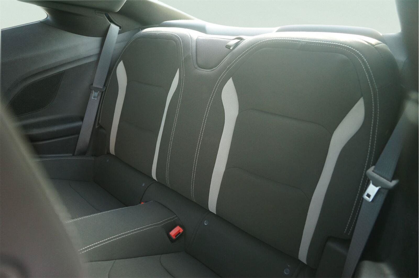 Used 2018 Chevrolet Camaro LT RWD image 11