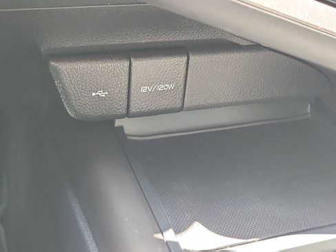 Certified 2022 Toyota Camry SE FWD image 17