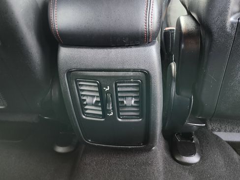 Used 2023 Dodge Durango GT image 22