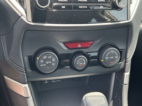 Used 2023 Subaru Forester Premium AWD/4WD image 28