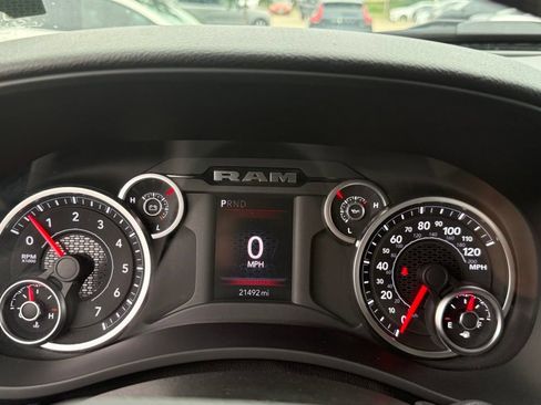 Used 2025 RAM 2500 Big Horn AWD/4WD image 20