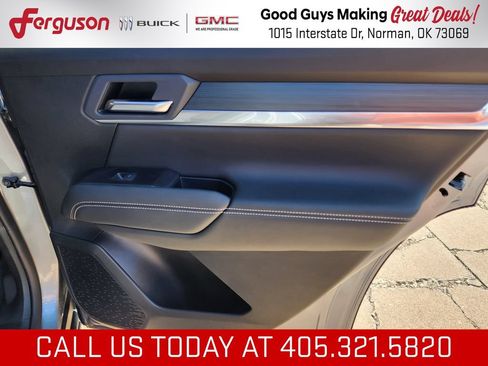New 2027 GMC Terrain Elevation w/ Black Edition FWD image 38