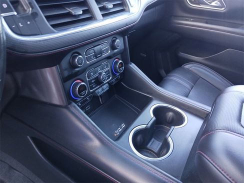 Used 2021 Chevrolet Tahoe RST image 11