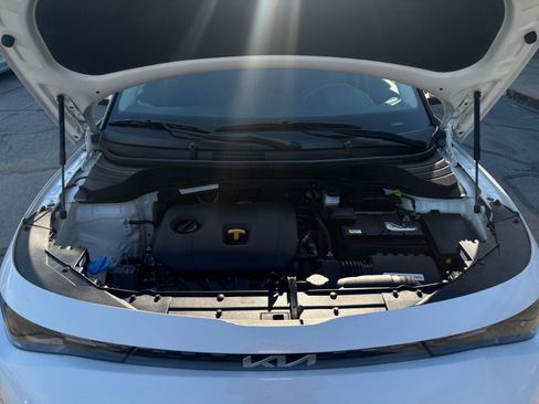 Used 2025 Kia Soul LX w/ LX Technology Package image 30