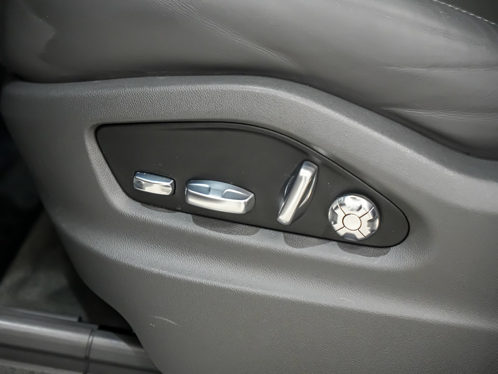 Certified 2021 Porsche Cayenne S AWD/4WD image 23