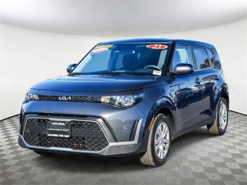 Certified 2023 Kia Soul LX image 5