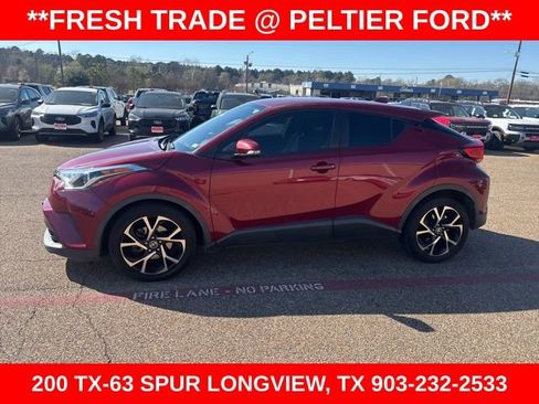 Used 2019 Toyota C-HR XLE image 4
