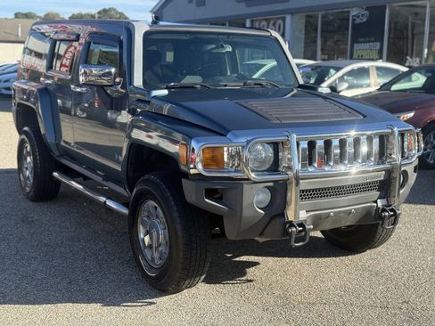 Used 2007 HUMMER H3 Base 4dr SUV 4WD w/ Chrome Appearance Package image 1