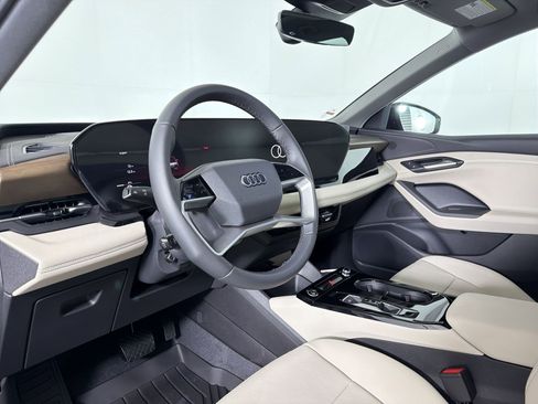 New 2025 Audi Q6 e-tron Premium image 4