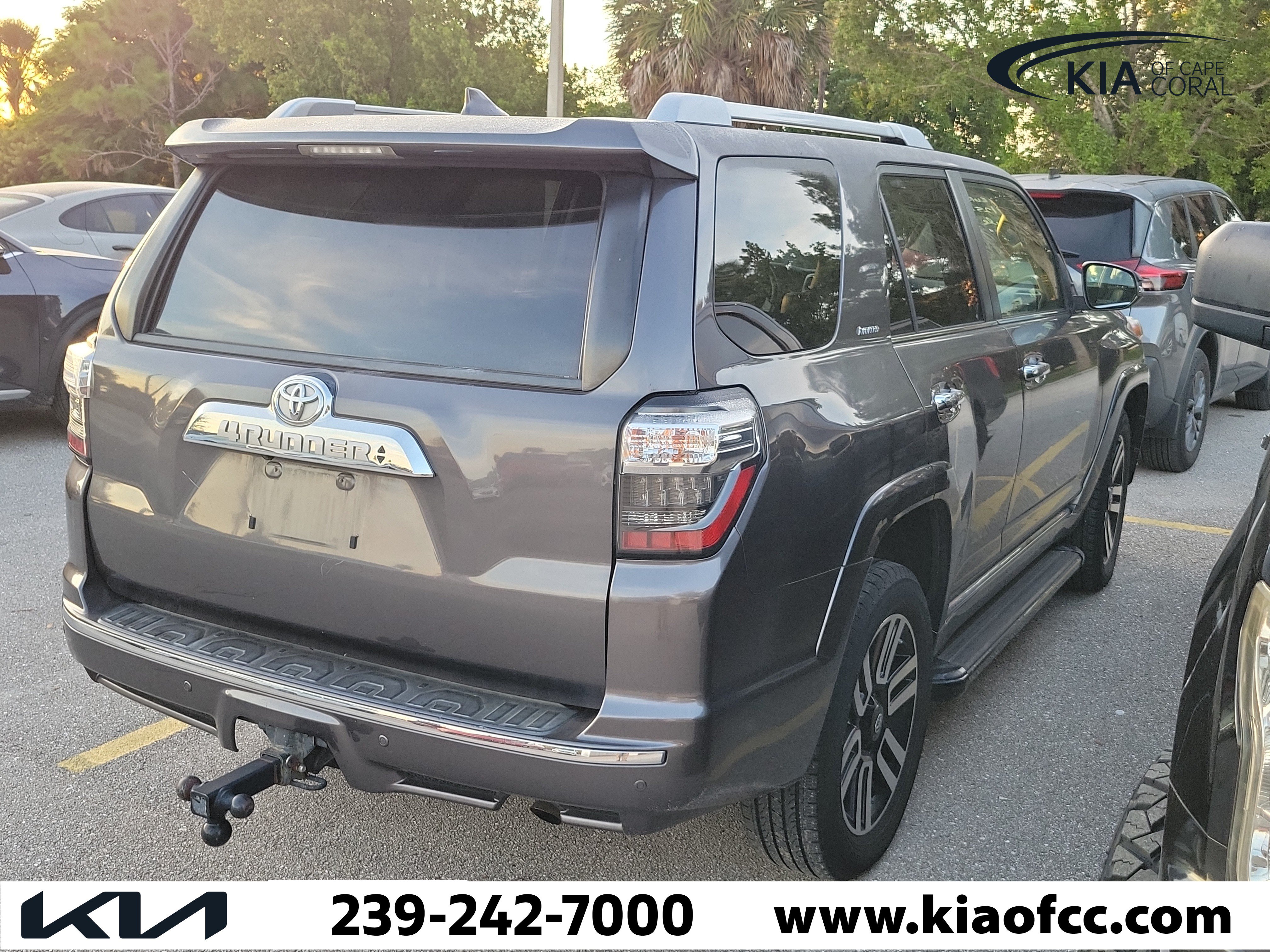 Used 2020 Toyota 4Runner Limited AWD/4WD image 6