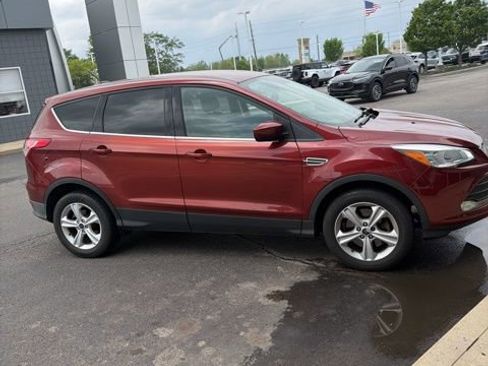 Used 2016 Ford Escape SE AWD/4WD image 4
