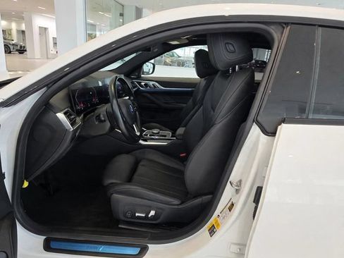 Used 2023 BMW i4 eDrive40 w/ Premium Package RWD image 2