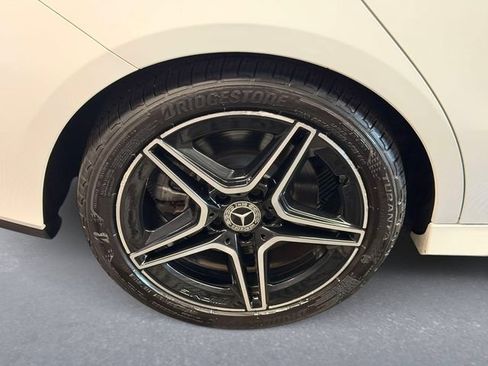Certified 2022 Mercedes-Benz CLA 250 4MATIC image 7