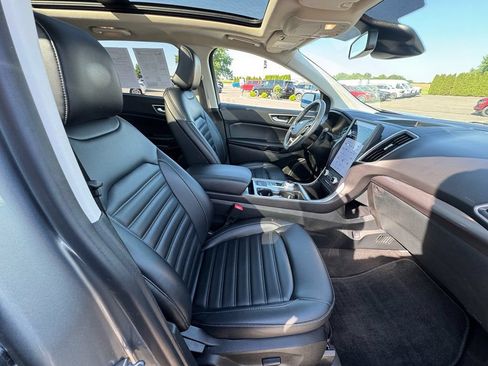 Certified 2023 Ford Edge SEL w/ Convenience Package AWD/4WD image 11