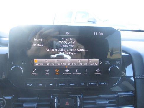 Used 2024 Nissan Pathfinder Platinum w/ Cargo Package image 20