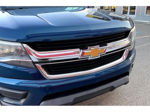 Used 2019 Chevrolet Colorado W/T w/ WT Convenience Package RWD image 31