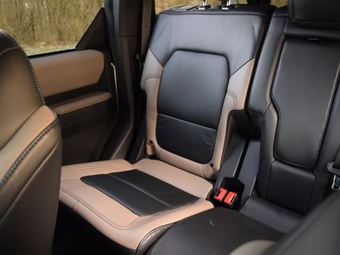 Used 2023 Ford Bronco Wildtrak image 15