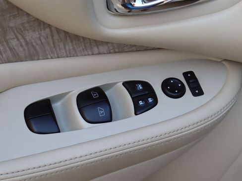 Used 2019 Nissan Murano SV FWD image 20