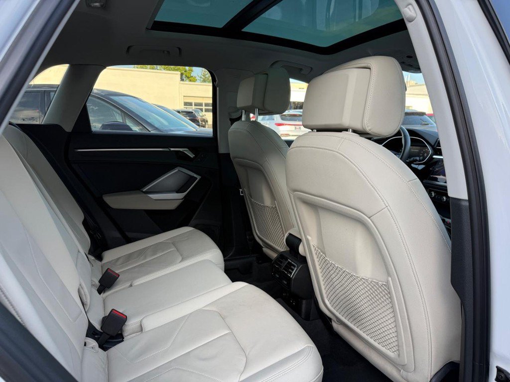 Used 2025 Audi Q3 2.0T Premium AWD/4WD image 10