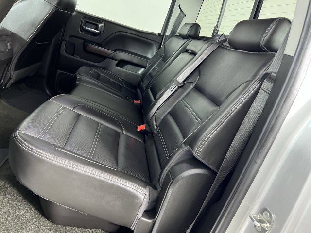Used 2018 GMC Sierra 2500 Denali w/ Duramax Plus Package AWD/4WD image 24