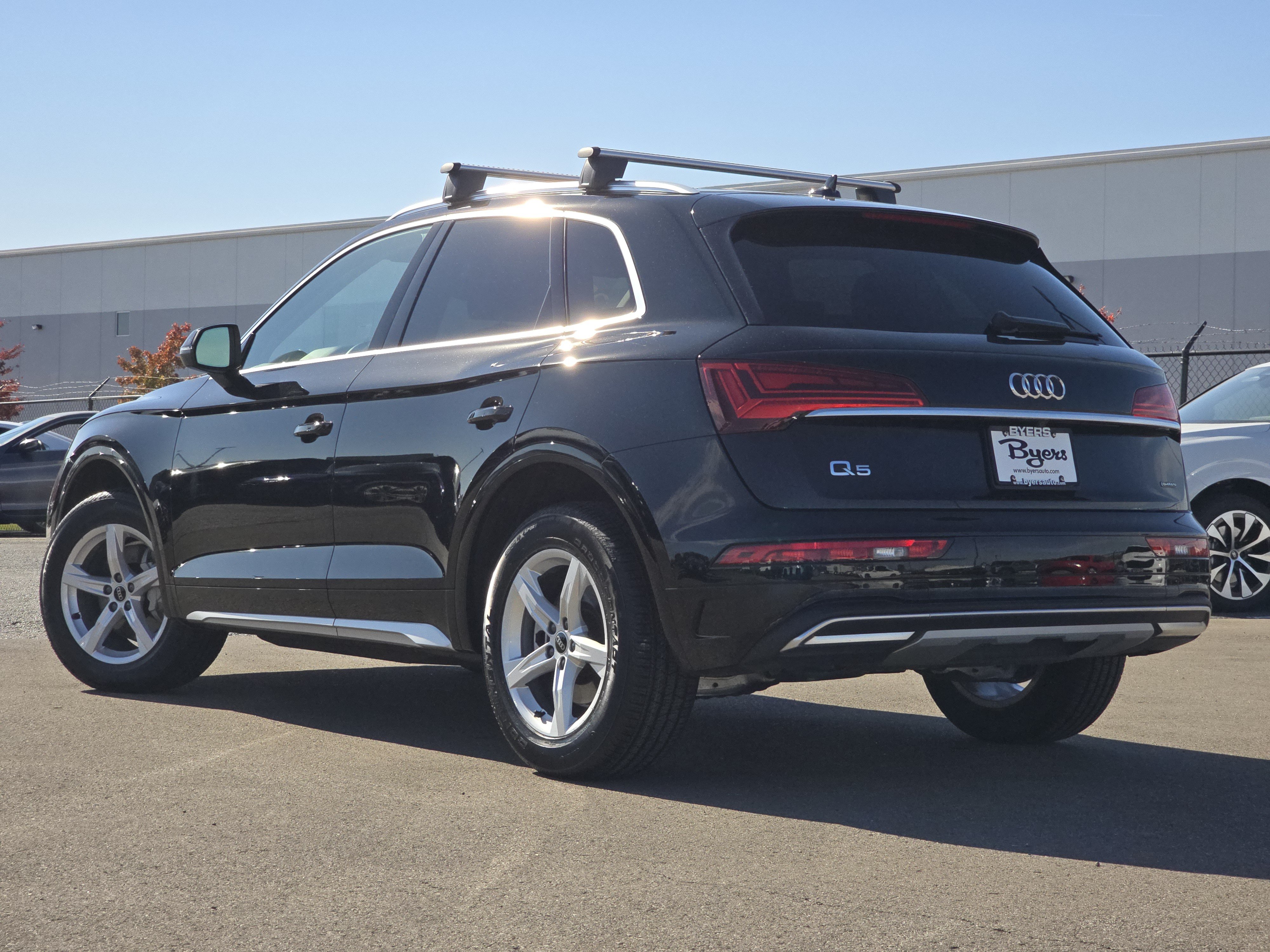 Certified 2023 Audi Q5 2.0T Premium w/ Convenience Package AWD/4WD image 5