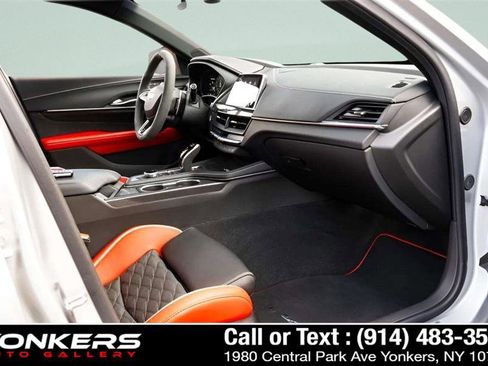 Used 2024 Cadillac CT4 V Blackwing w/ Arrival Edition image 33