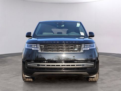New 2026 Land Rover Range Rover SE image 2