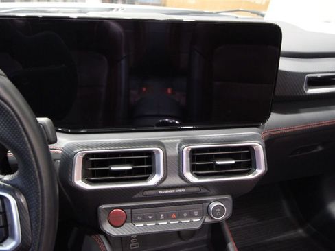 Used 2025 Ford Mustang GT Premium image 6