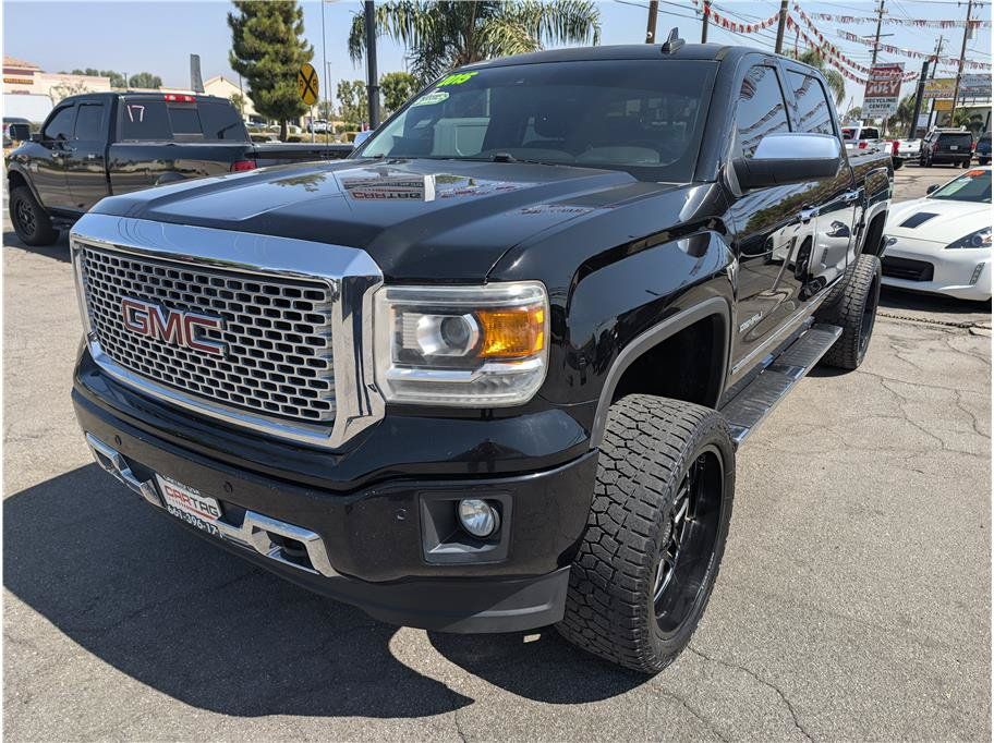 Used 2015 GMC Sierra 1500 Denali w/ Driver Alert Package RWD image 17