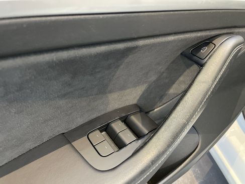 Used 2023 Tesla Model 3 Standard Range image 15