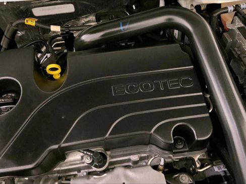 Used 2024 Chevrolet Equinox LT image 30