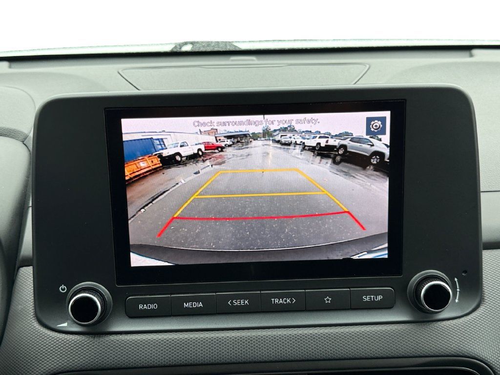 Used 2023 Hyundai Kona SEL AWD/4WD image 15