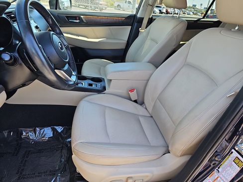 Used 2018 Subaru Outback 2.5i Limited image 15