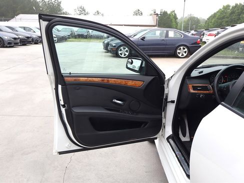 Used 2009 BMW 528i xDrive Sedan AWD/4WD image 28