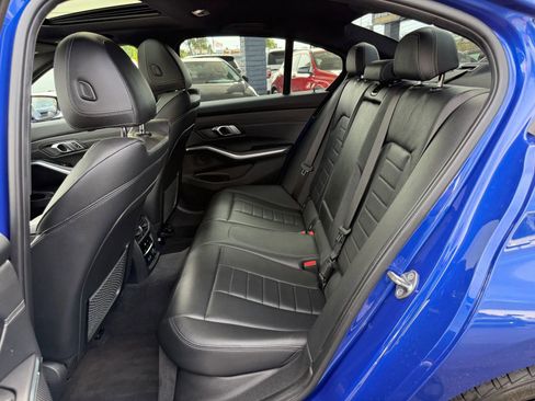 Used 2019 BMW 330i Sedan w/ M Sport Package image 37