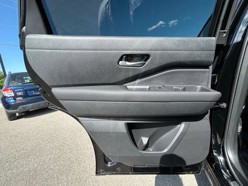 New 2026 Nissan Pathfinder SL AWD/4WD image 40