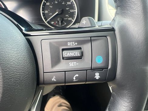 Certified 2023 Nissan Rogue SV w/ SV Premium B Package AWD/4WD image 60