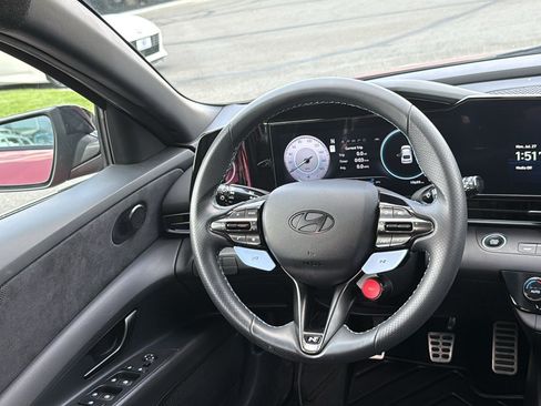 Used 2025 Hyundai Elantra N FWD image 19