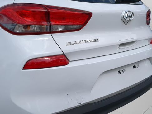 Used 2018 Hyundai Elantra GT w/ Style Package 02 image 24