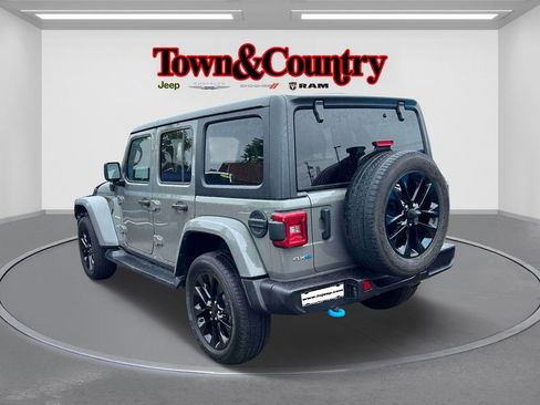 Certified 2022 Jeep Wrangler Unlimited Sahara w/ Cold Weather Group AWD/4WD image 7