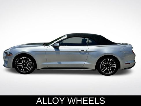 Used 2022 Ford Mustang Premium image 3